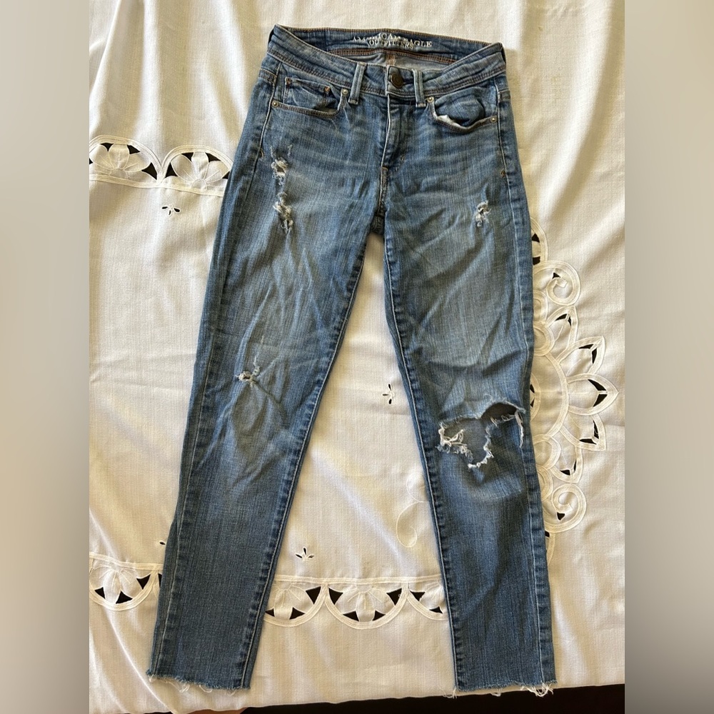 cute ripped skinny jeans